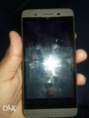 Its 6 months old phone Sells urgently