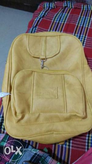 Not yet used.. New puma bag.. Negotiable..