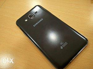 Samsung j7 4G black saaf peya bilkul koi problm