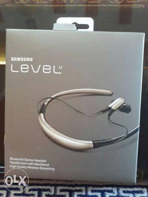 Samsung u level wire less bluetuth headphones
