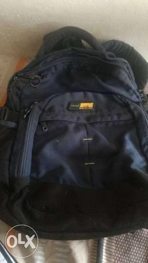 School Bag Dark blue 1month used