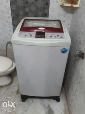 Top Loading Washing Machine, Working in Good condition