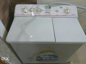 White Portable All-in-one Washer And Dryer Set