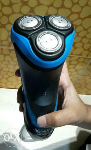 Black And Blue Electric Trimmer