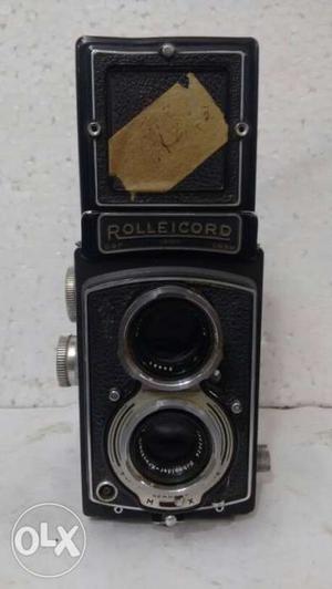 Black And Stainless Steel Rolleicord Recording Camera