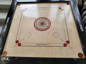 Excellent tournament carrom board with disco