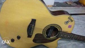 Givson gitar 6 months old new condition