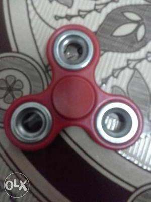 Red 3-bladed Fidget Spinner
