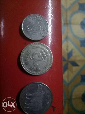 Two 25 Indian Pasie Coins And One 10 Indian Paise Coin