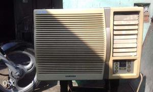 Window ac 1.5ton samesung good conditions with