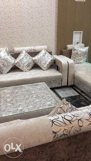 11 seater sofa with table