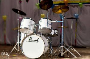 White Pearl Drum Set