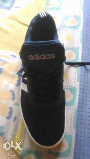 Adidas Neo for SALE. SIZE is 9. Call fast to buy.