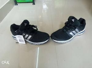 Brand New: Adidas Yaris Black Running Shoes (size UK 7)