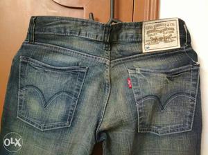 Branded Levi's jeens New and unused size 28 for