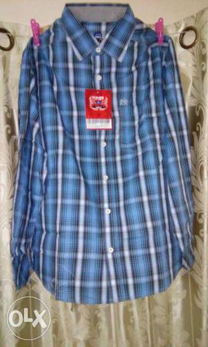 Casual full sleeves shirt for men with size 40