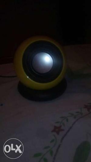 Round Green Speaker