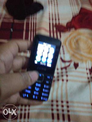 Dual sim with camera and 8gb memory card supported