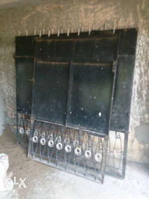 ENTRY GATE, 6*10, WEIGHT-154KG, 40RS/KG, urgent