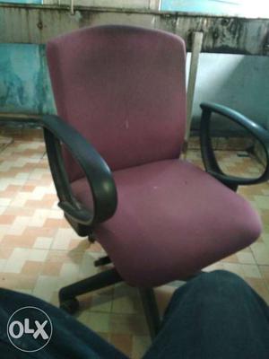 Maroon Cushion Office Rolling Chair