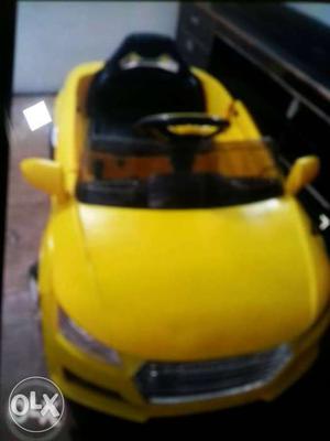 Ride on small sports car for kids above 3yrs.