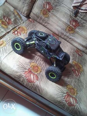 Rock crawler rc high scale not used than half km