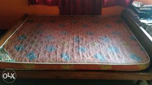 Second hand queen size mattress