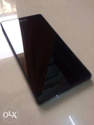 Sony Xperia Z, Scrachless, Excellent Condition.