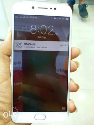 Vivo V5 only  day old only i want to sell