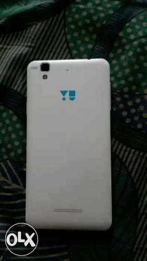 Good condition 4g mobile 6 month old