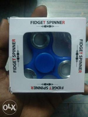 Hand fidget spinner