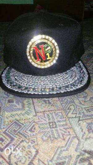 I want to sell my new 3 day old NO1 diamond cap i