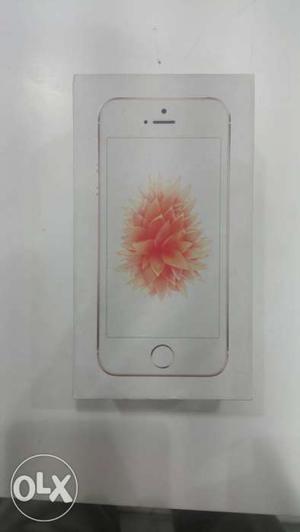 IPhone SE 64GB. Good condition with full kit.