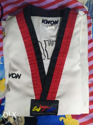KWON Taekwondo Uniform size 130 suitable for kids