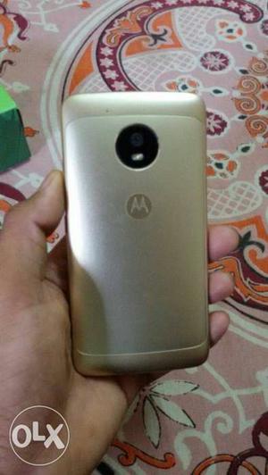 Moto g5 seal mobile..only 4days old..with all