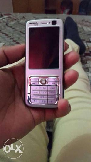 Nokia n 73 mobile sell with charger a one