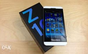 Original Blackberry z10 white smart phone sell