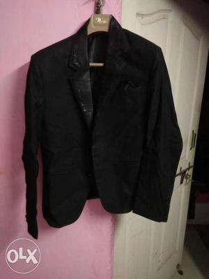Party wear coat with cover Good condition plz