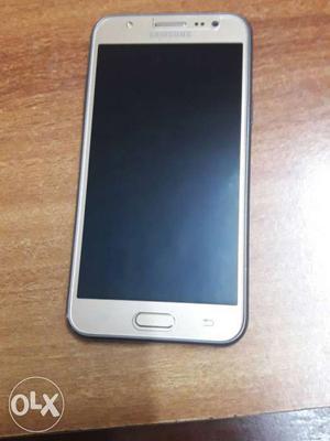 Samsung j 5 1 year old for sell.