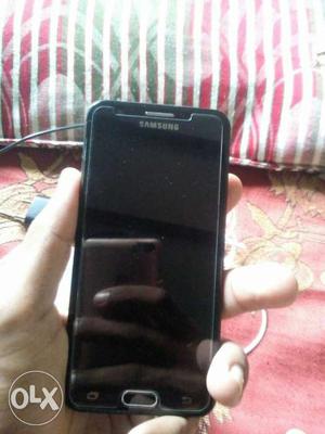 Samsung j5 prime 2gb 16gb Black color 8 month old