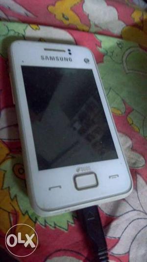 Samsung phone in good condition