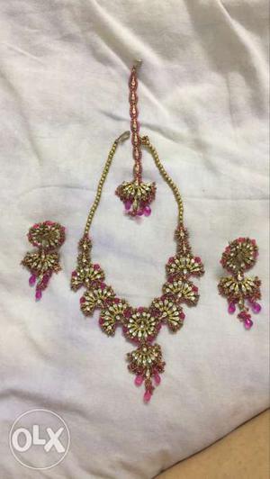 Women's Gold And Pink Necklace And Earrings