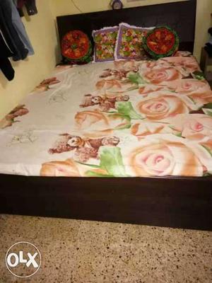 Bed with kurlon mattress used only for 2months