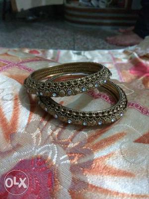Bangles normal size