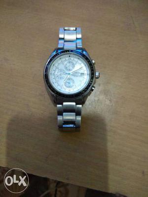 Casio watch 10 months old With perfect condition, mrp 