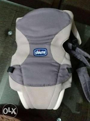 Chicco Baby Carrier. Boxpacked condition.