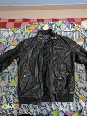 I am selling my Mast and Harbour biker jacket.