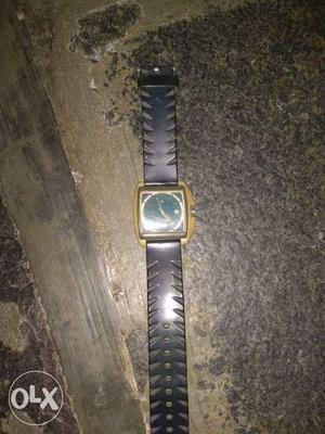 It was a fastrack watch with good working condition
