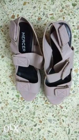 New imported Women's high heel sandals US brand size 8.5