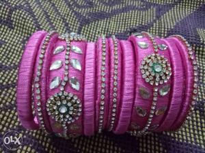 Pink colour thread bangles